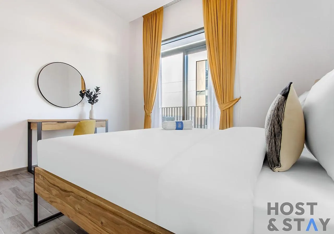 1Br Belgravia Apartment With Pool View Dubai