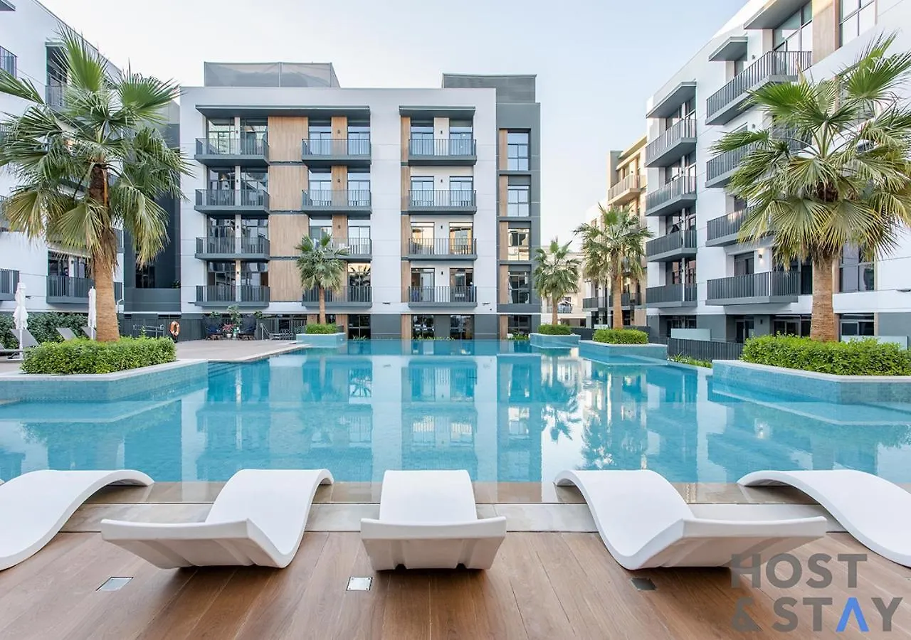 1Br Belgravia Apartment With Pool View Dubai